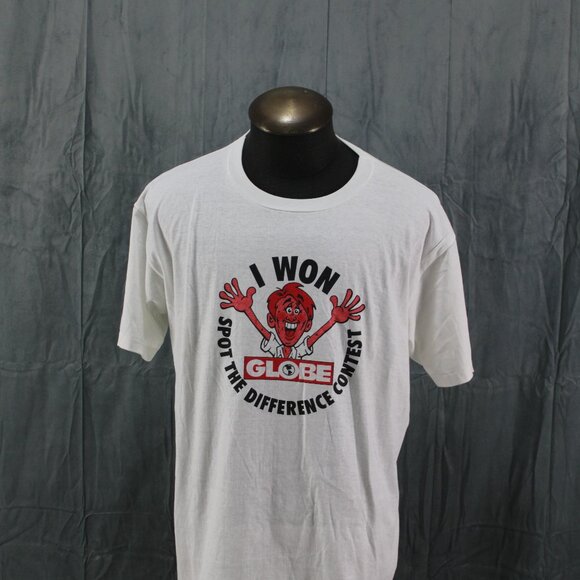 Vintage Graphic T-shirt - I Won Spot the Differences Globe Newspaper - Men's XL - Picture 1 of 7